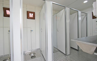 Helikopter-ve-Ucak-ile-Tasinabilen-Yasam-Revir-Dus-ve-Tuvalet-Konteynerleri-Jenerator-ve-Gunes-Enerji-Sistemi-11-320×202