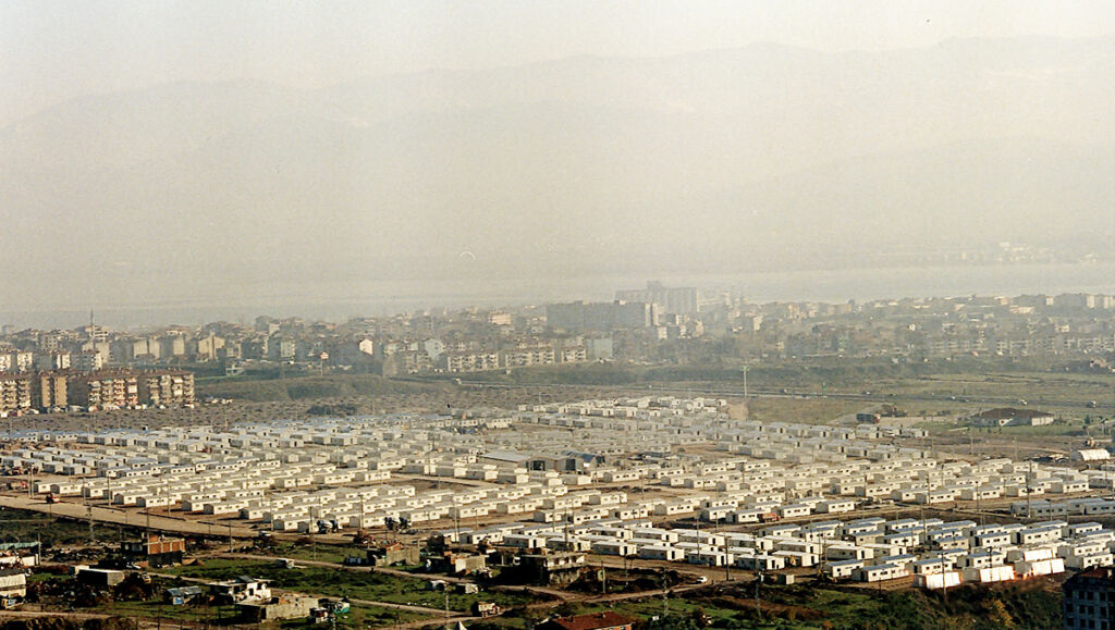 Marmara Earthquake Region Emergency Accommodation Units for 20.000 Man Disaster Housing (8)