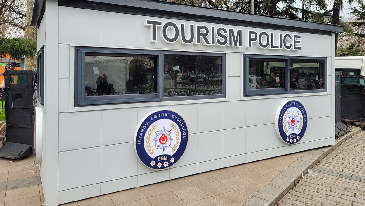tourist police station agra