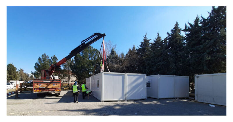 We shipped modular container houses (modular accommodation units) to ...