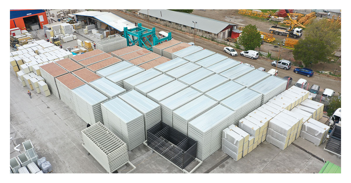 Containers may look the same at first sight, however quality is hidden in details. The choice of those seeking quality and reliability DORÇE