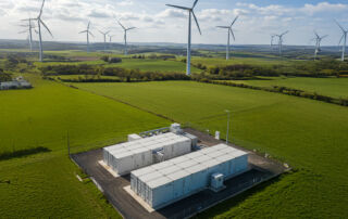 Enerji-Depolama-Konteynerleri-ve-Moduler-Batarya-Uniteleri-BESS-1-e1765809742880-320×202